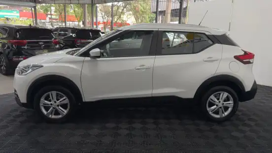 NISSAN-KICKS-2018