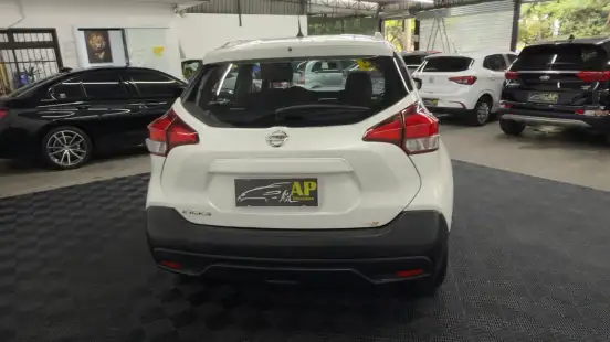 NISSAN-KICKS-2018