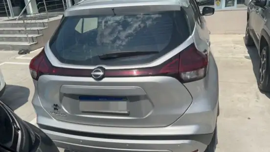 NISSAN-KICKS-2023