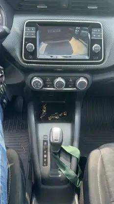 NISSAN-KICKS-2023