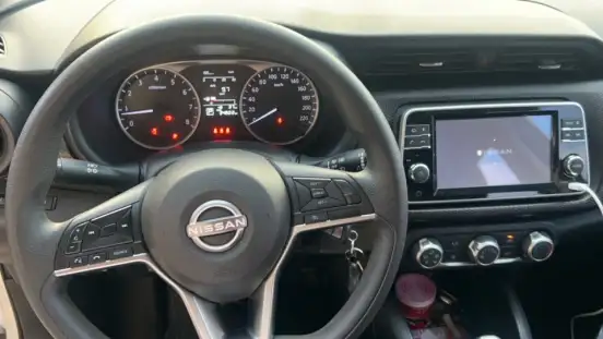 NISSAN-KICKS-2023