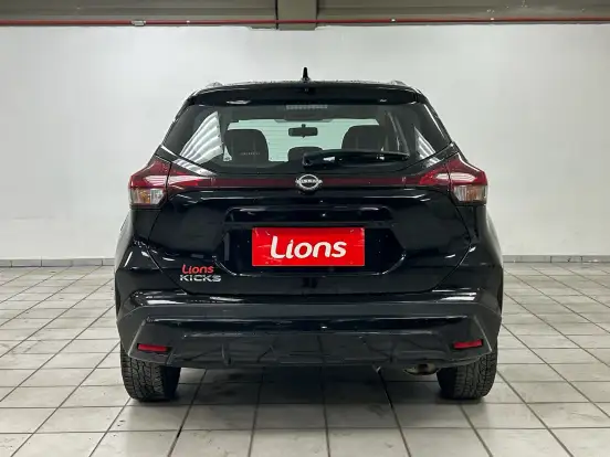 NISSAN-KICKS-2024
