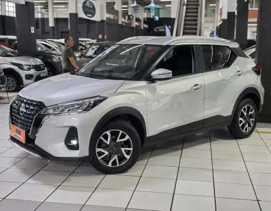 NISSAN-KICKS-2023