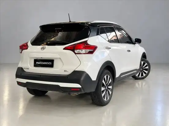 NISSAN-KICKS-2018