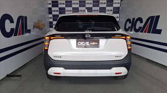 NISSAN-KICKS-2025