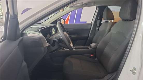 NISSAN-KICKS-2025