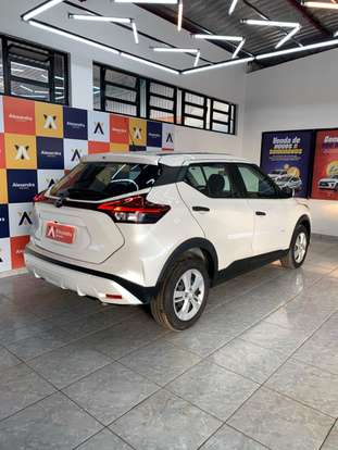 NISSAN-KICKS-2024