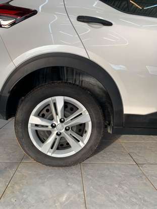 NISSAN-KICKS-2024