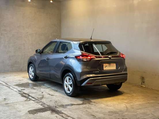 NISSAN-KICKS-2022