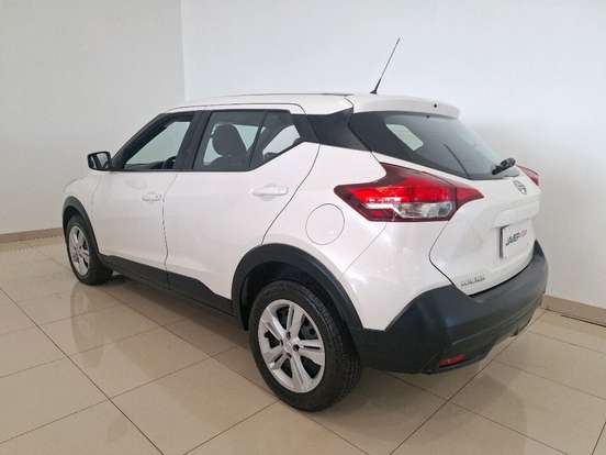NISSAN-KICKS-2020