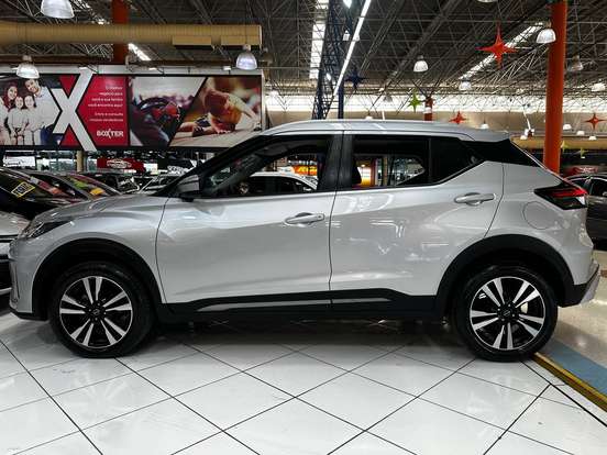 NISSAN-KICKS-2023