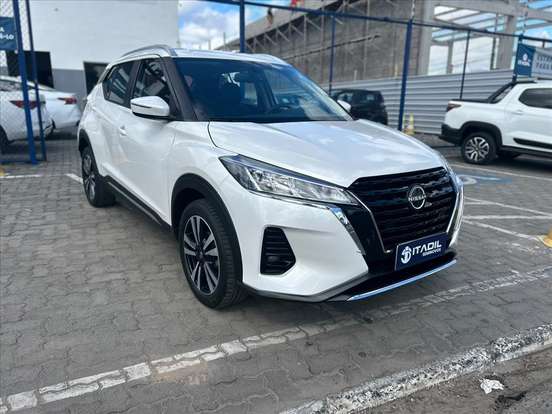 NISSAN-KICKS-2023