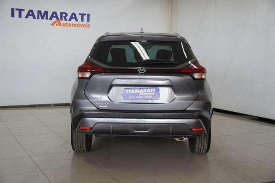 NISSAN-KICKS-2023