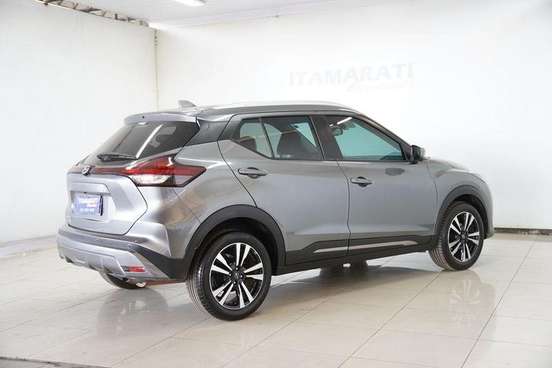 NISSAN-KICKS-2023