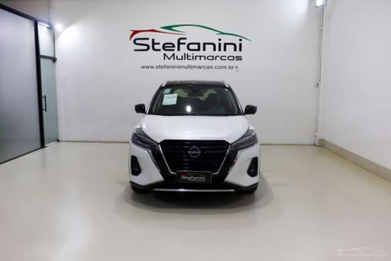 NISSAN-KICKS-2023
