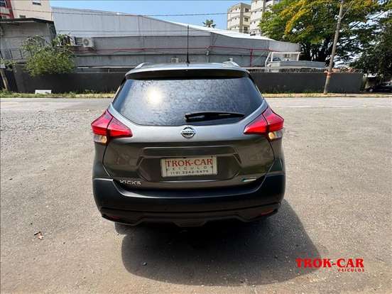 NISSAN-KICKS-2017
