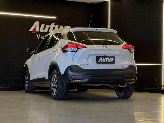 NISSAN-KICKS-1.6 16V FLEXSTART S DIRECT 4P XTRONIC NISSAN-KICKS-2018
