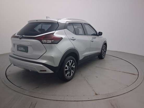 NISSAN-KICKS-2024