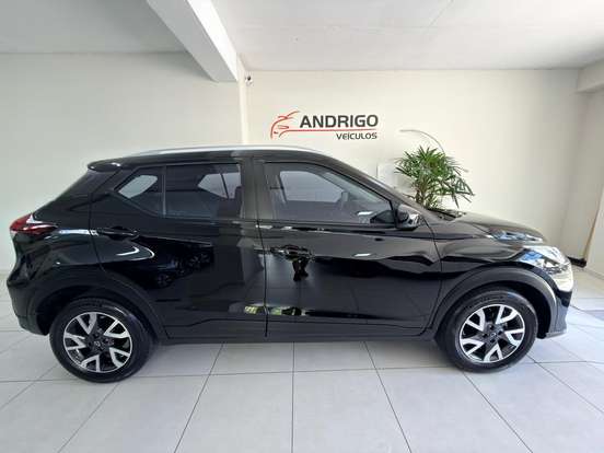 NISSAN-KICKS-2022