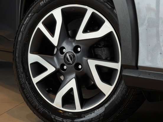 NISSAN-KICKS-2024