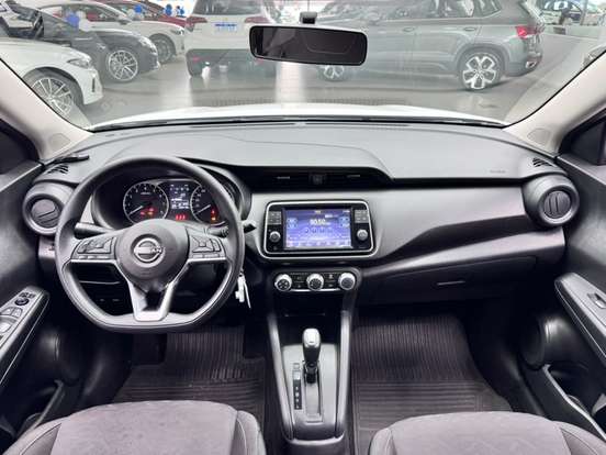 NISSAN-KICKS-2023