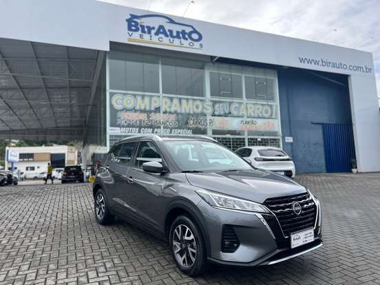 NISSAN-KICKS-2023