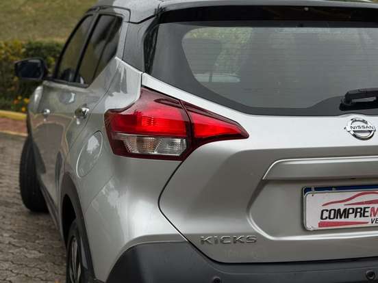 NISSAN-KICKS-1.6 16V FLEXSTART SL 4P XTRONIC NISSAN-KICKS-2017