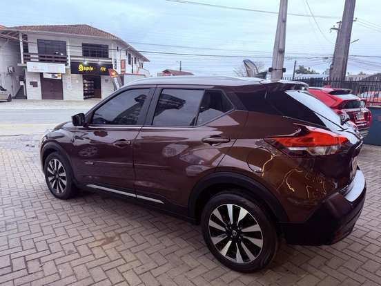 NISSAN-KICKS-1.6 16V FLEXSTART SL 4P XTRONIC NISSAN-KICKS-2016