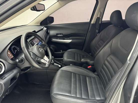 NISSAN-KICKS PLAY-2025