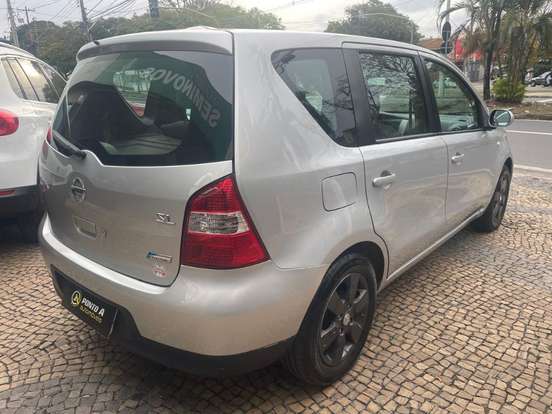 NISSAN-LIVINA-1.6 SL 16V FLEX 4P MANUAL NISSAN-LIVINA-2009