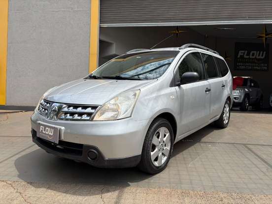 NISSAN-LIVINA-2009