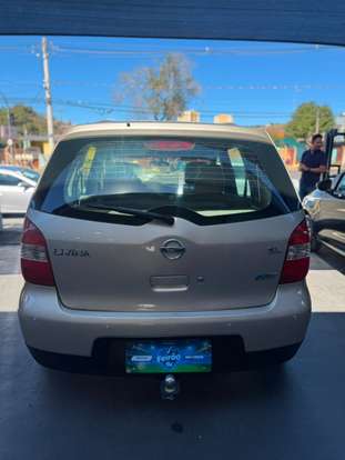 NISSAN-LIVINA-1.8 SL 16V FLEX 4P AUTOMÁTICO NISSAN-LIVINA-2009