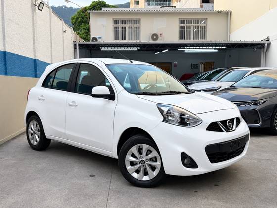 NISSAN MARCH 1.6 SV 16V FLEX 4P MANUAL