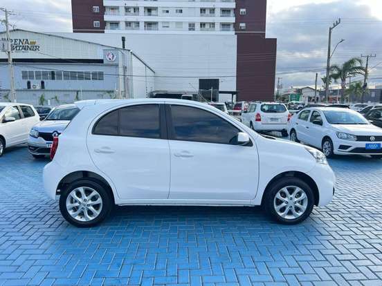 NISSAN-MARCH-1.6 SV 16V FLEXSTART 4P MANUAL NISSAN-MARCH-2018