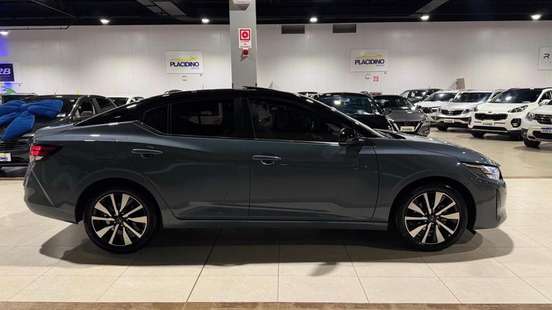 NISSAN-SENTRA-2024