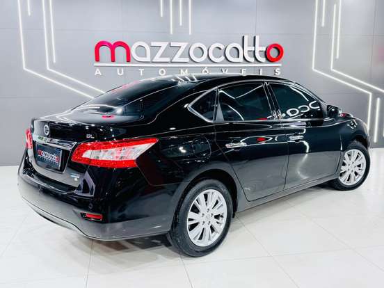 NISSAN-SENTRA-2014