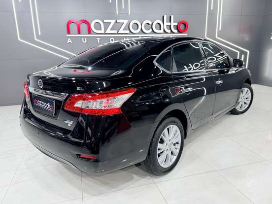 NISSAN-SENTRA-2014