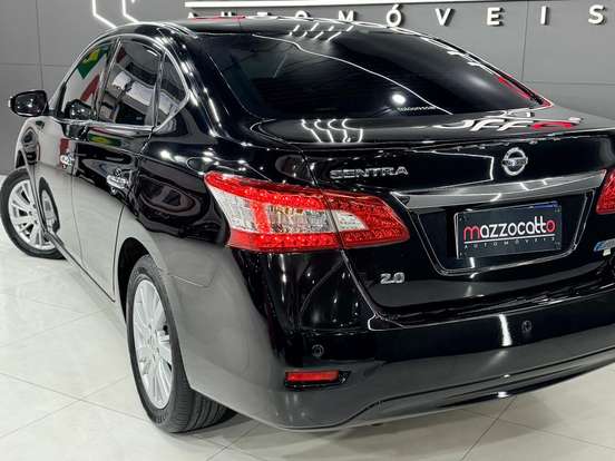NISSAN-SENTRA-2.0 SL 16V FLEX 4P AUTOMÁTICO NISSAN-SENTRA-2014