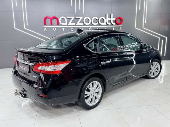 NISSAN-SENTRA-2015