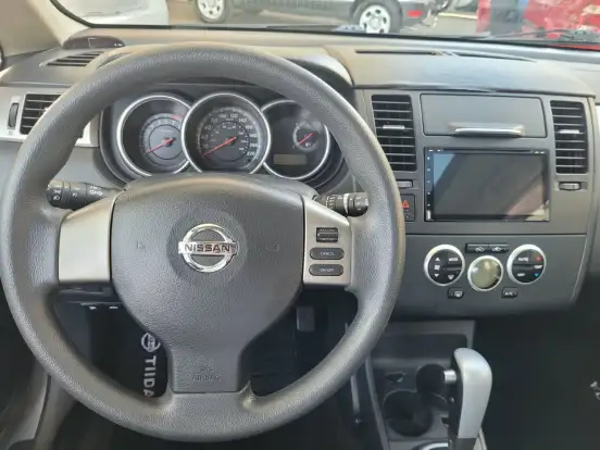 NISSAN-TIIDA-1.8 SL 16V FLEX 4P AUTOMÁTICO NISSAN-TIIDA-2011