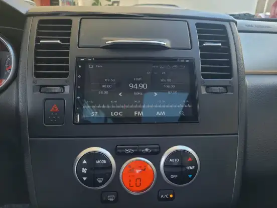NISSAN-TIIDA-2011