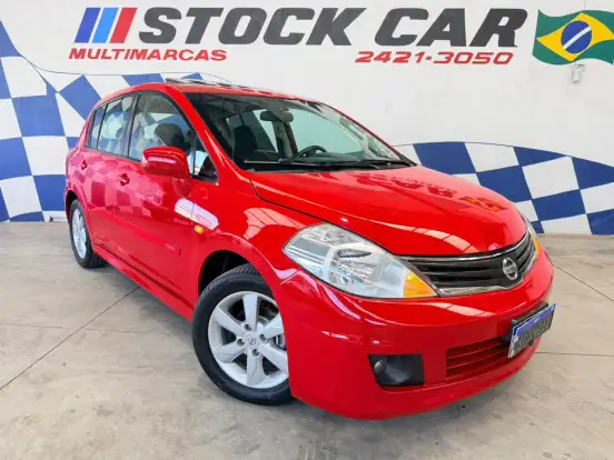 NISSAN-TIIDA-2011