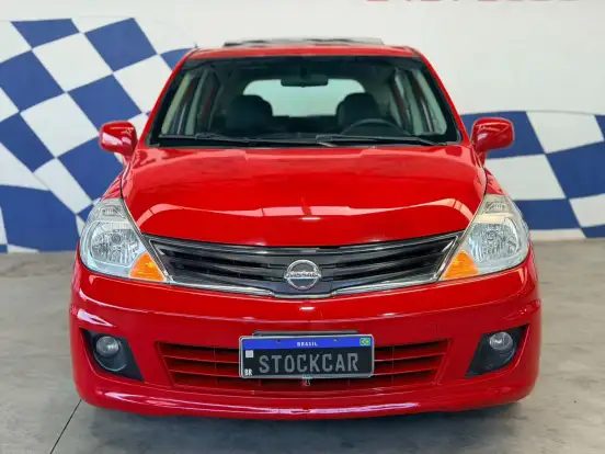 NISSAN-TIIDA-2011