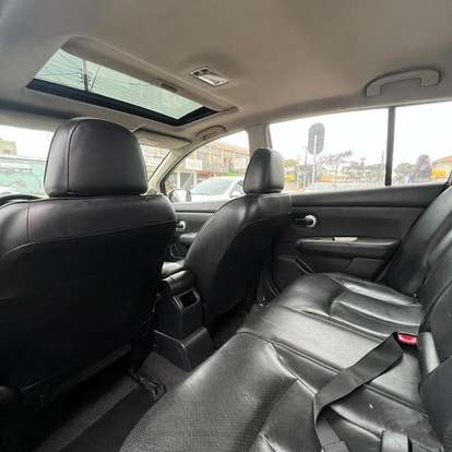 NISSAN-TIIDA-1.8 S 16V FLEX 4P AUTOMÁTICO NISSAN-TIIDA-2010