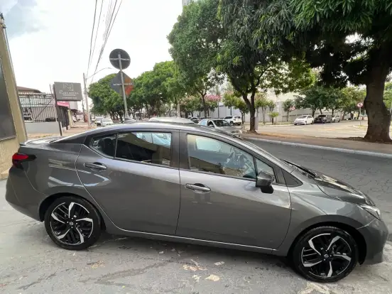 NISSAN-VERSA-2024
