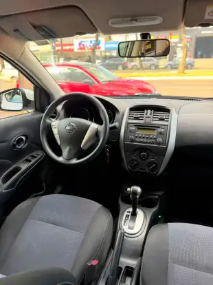 NISSAN-VERSA-2018