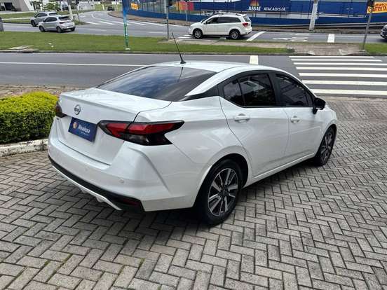 NISSAN-VERSA-2025
