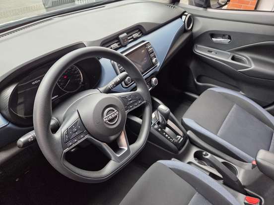 NISSAN-VERSA-2024