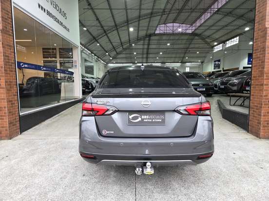 NISSAN-VERSA-2024