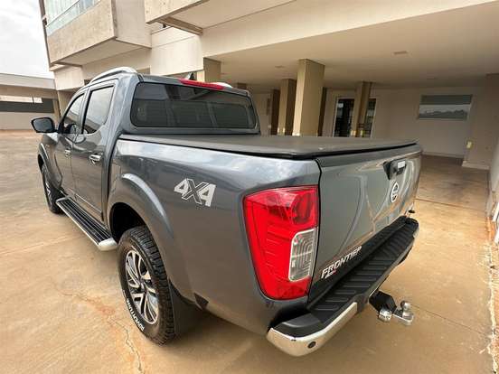 NISSAN-FRONTIER-2.3 16V TURBO DIESEL LE CD 4X4 AUTOMÁTICO NISSAN-FRONTIER-2021